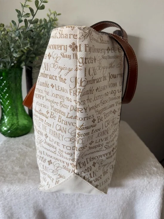 Patricia Nash 10th Anniversary Tote with Dustbag - Picture 8 of 17